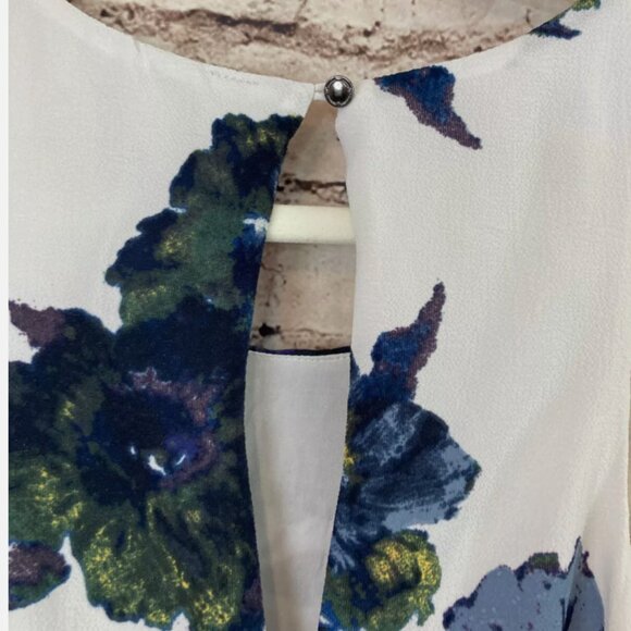 Free People Women's Mini White Floral Dress with Pockets /Keyhole /Pleated - Picture 5 of 12